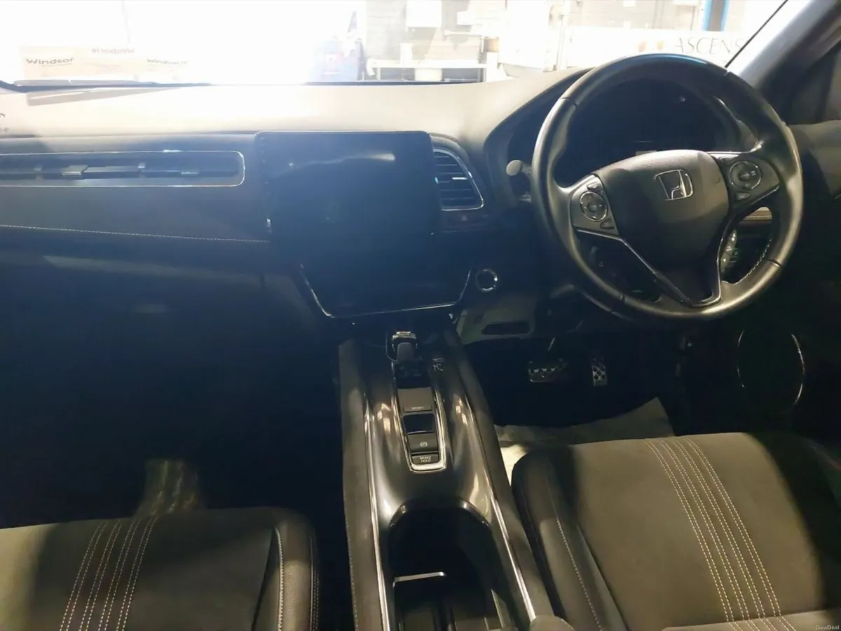 Honda Vezel Hybrid 2020 - Image 2