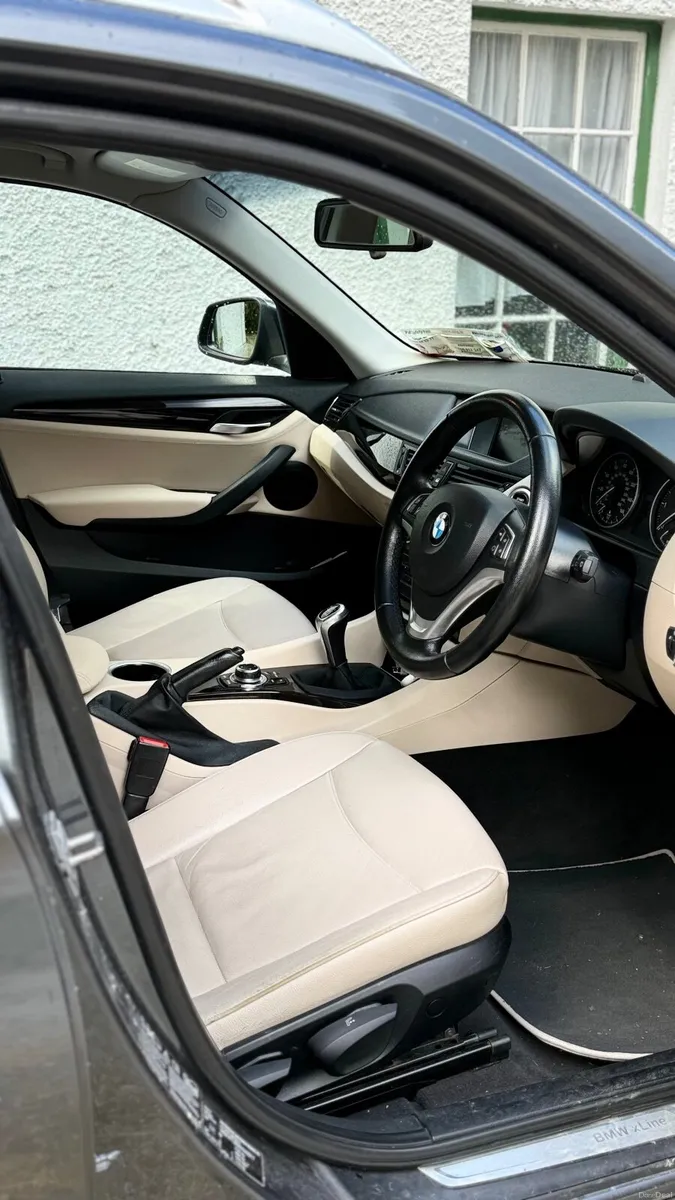 BMW X1 2014 - Image 2