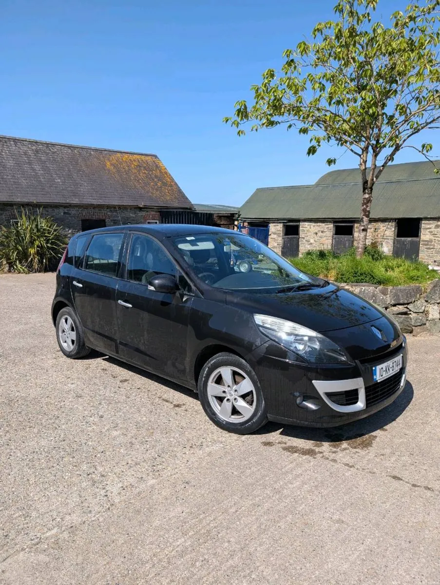 Tax and tested Renault Scenic €2000 - Image 1