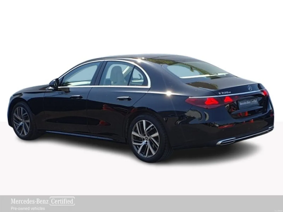 Mercedes-Benz E-Class E220d Avantgarde 2.0 Diesel - Image 3