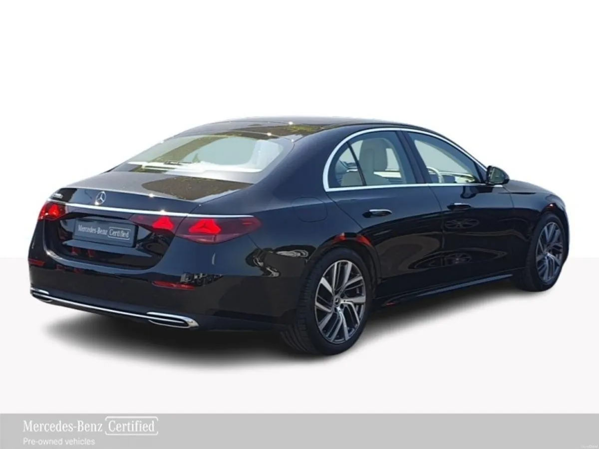 Mercedes-Benz E-Class E220d Avantgarde 2.0 Diesel - Image 4