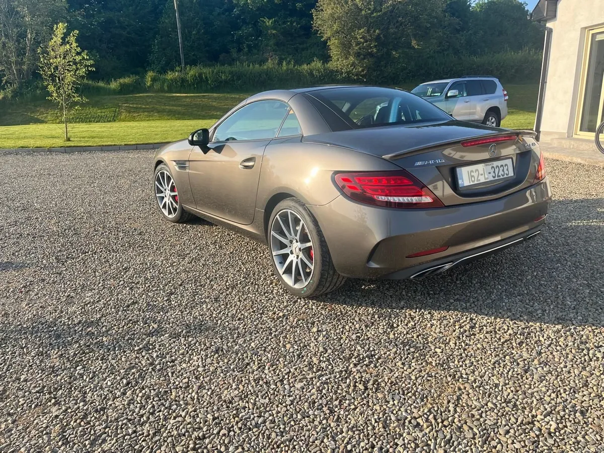 Mercedes-Benz SLC  43  AMG 2016 - Image 4