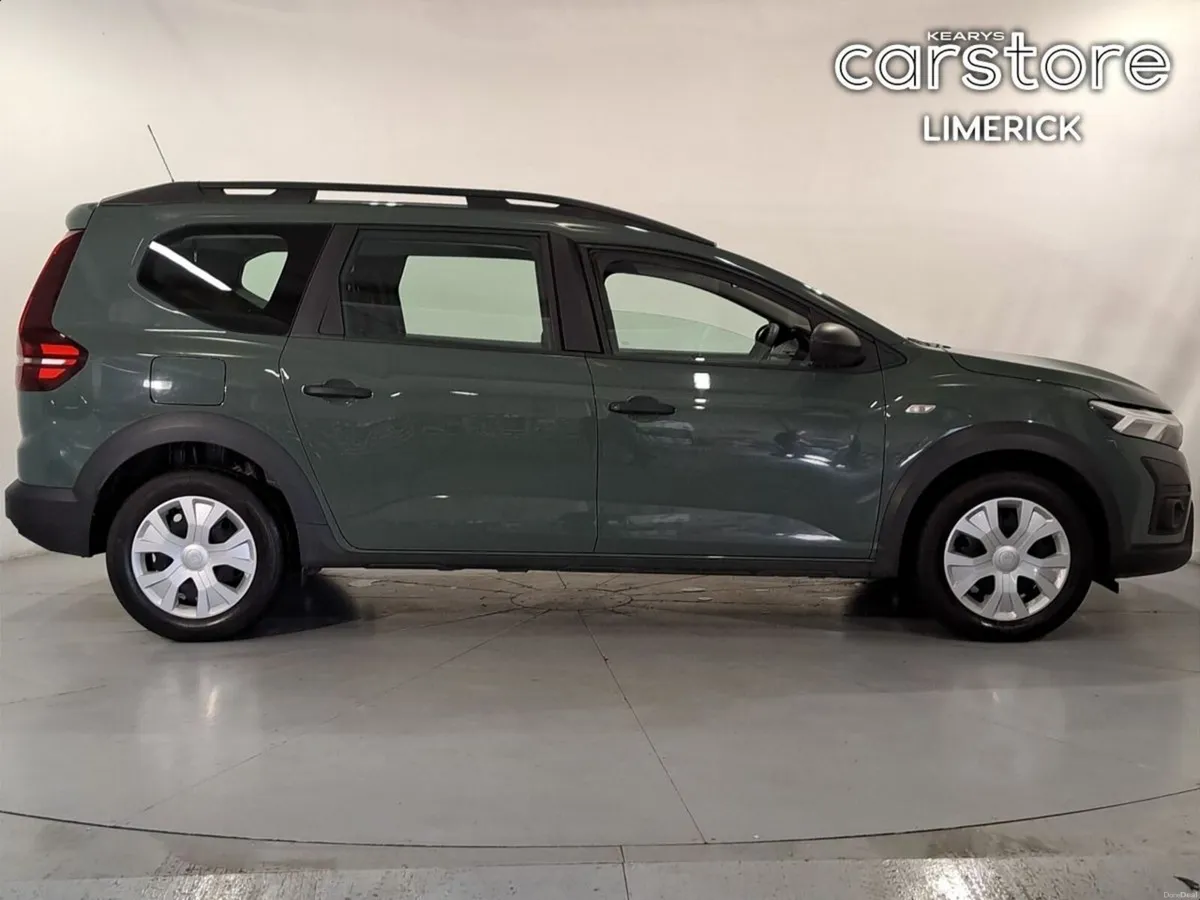 Dacia Jogger TCe 110 Essential - Image 2
