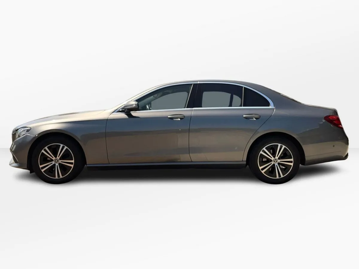 Mercedes-Benz E-Class E 220D Avantgarde Line Saloo - Image 5