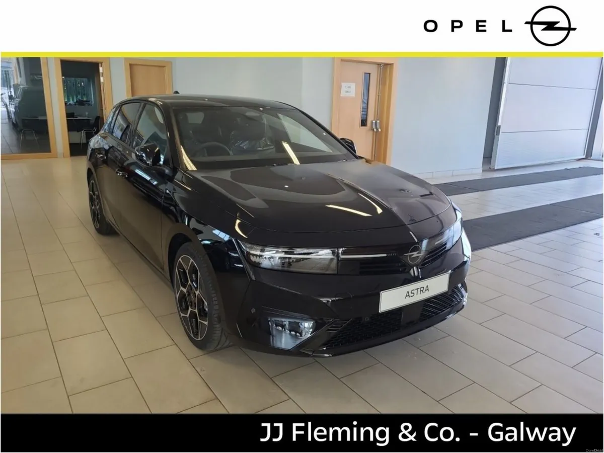 Opel Astra GS 1.5 Diesel Automatic - Image 3