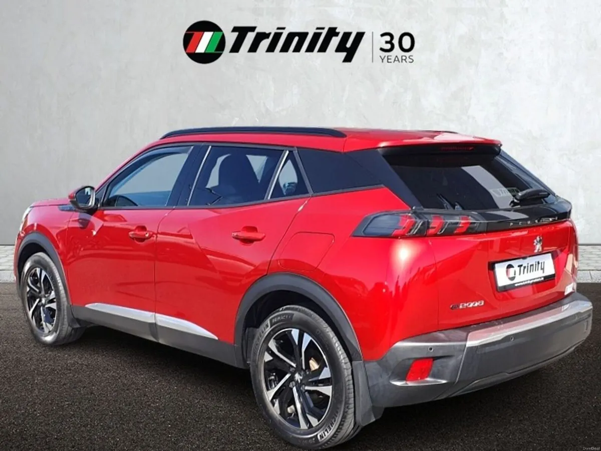 Peugeot 2008 ** ELECTRIC 136 BHP ** GT LINE ** TRI - Image 3
