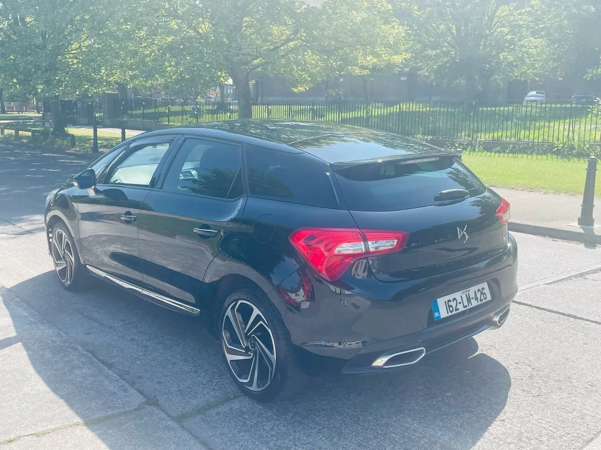 DS 5 Auto - Image 4