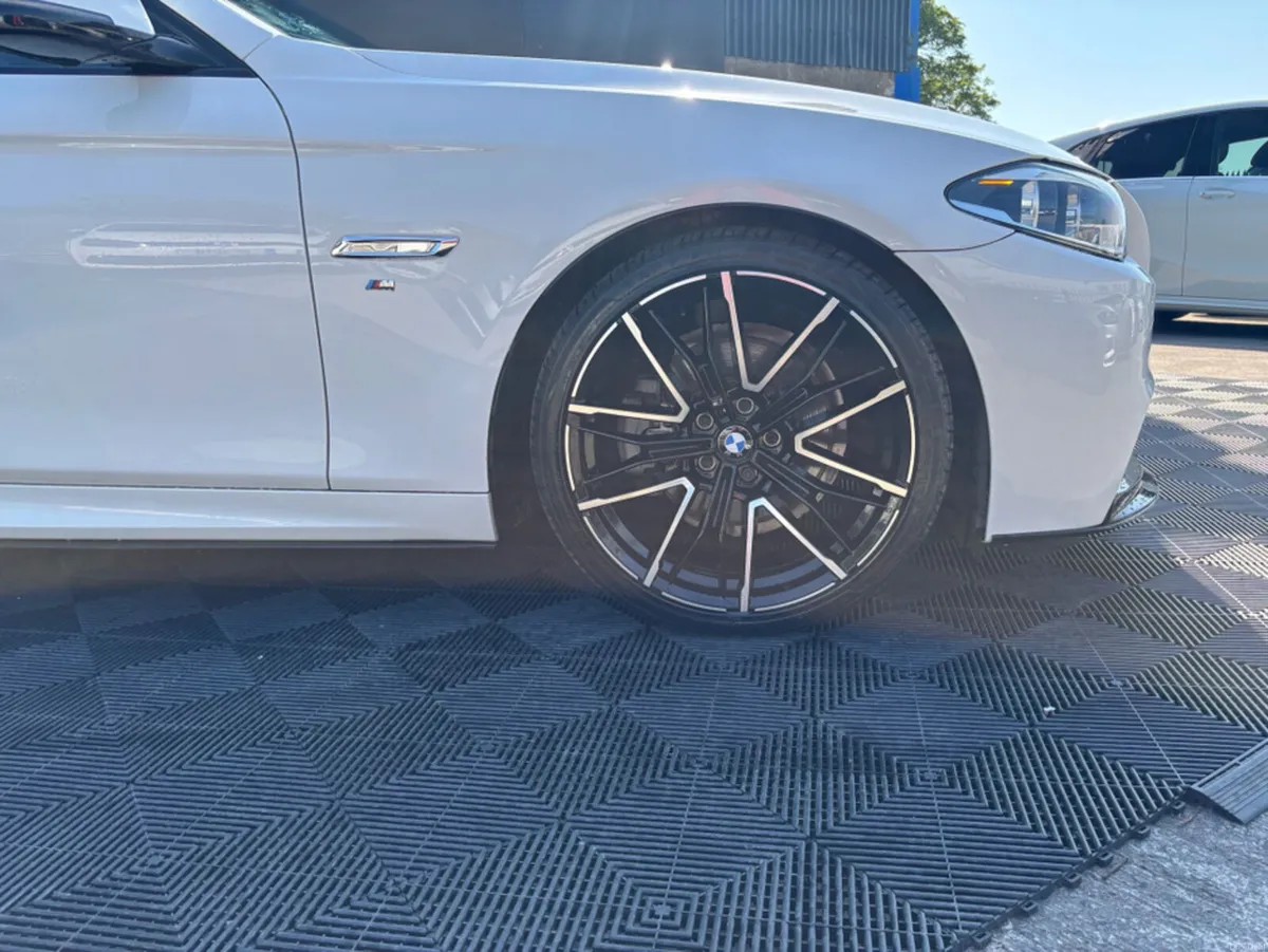 BMW 5-Series BMW 523D m-SPORT ESTATE 2.0DIESEL,AUT - Image 2
