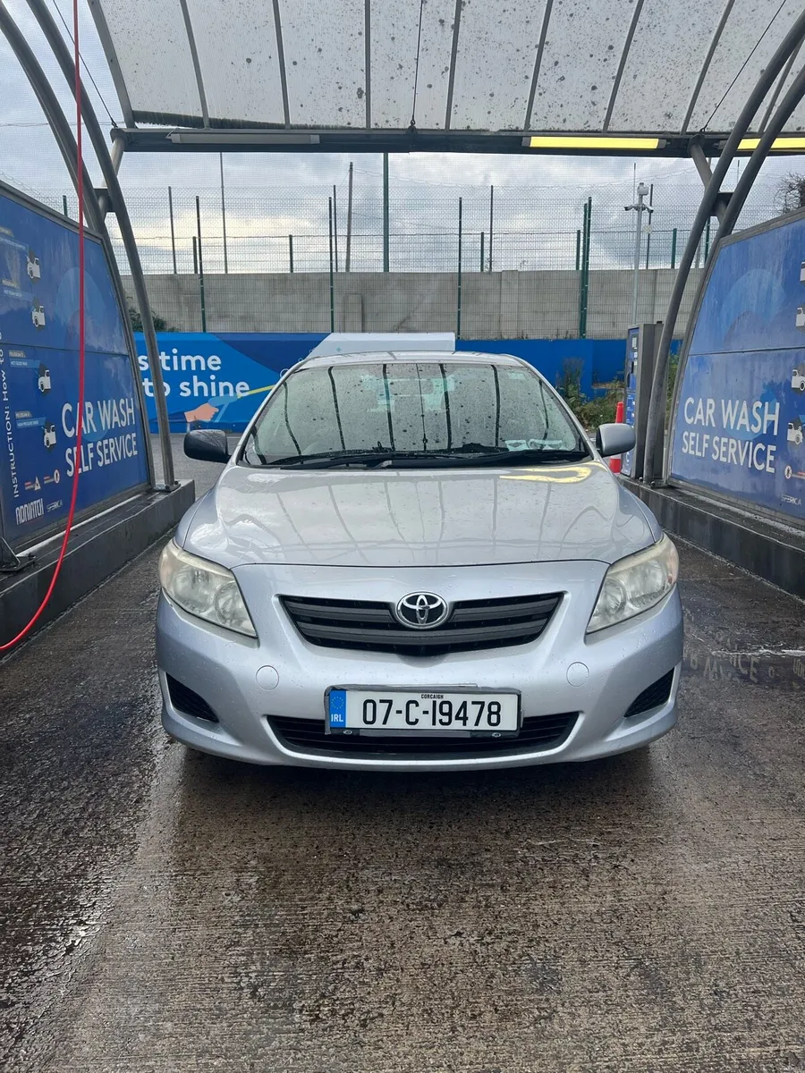 Car - Image 1