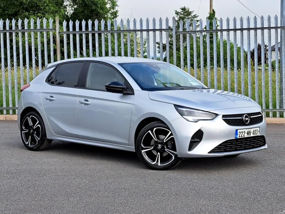 Opel Corsa SC 1.2 75BHP **18" ALLOY WHEELS** - Image 2