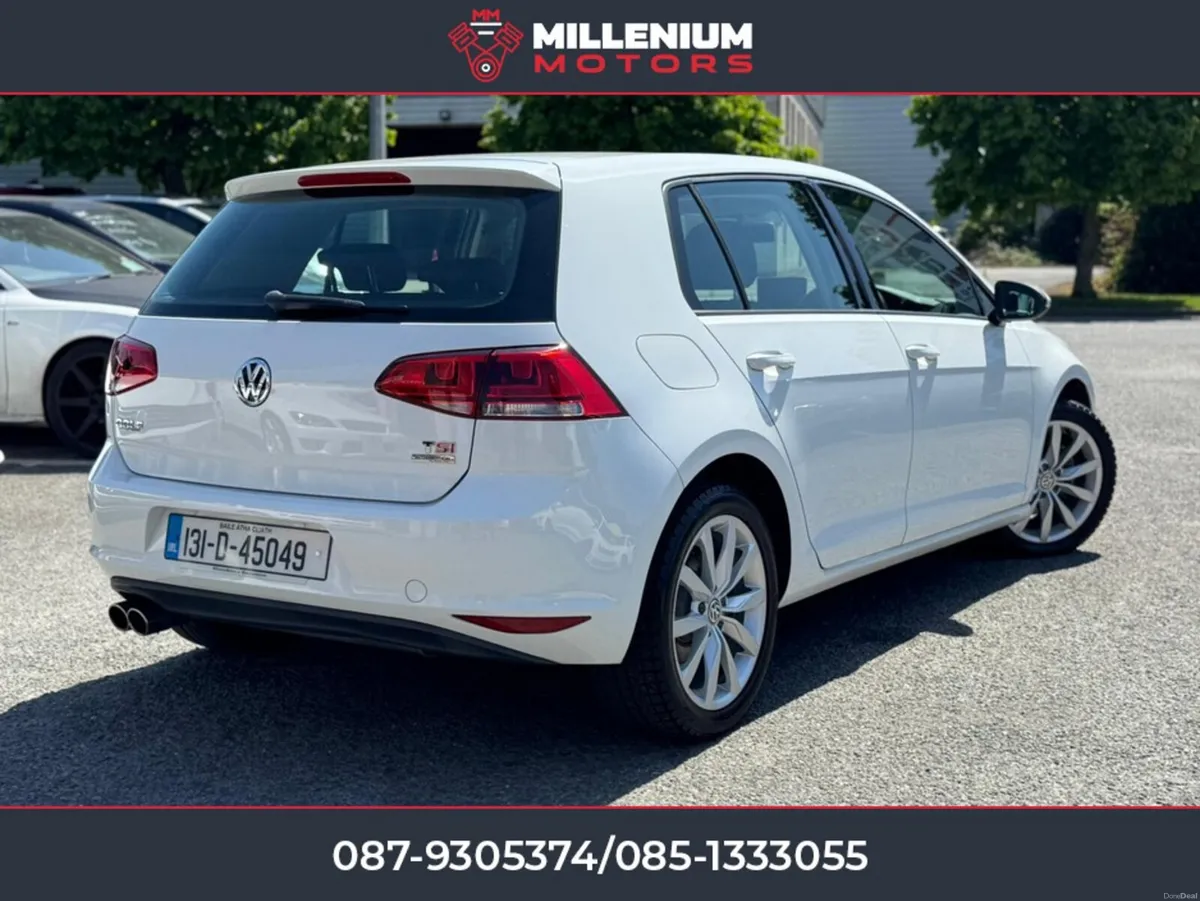 Volkswagen Golf LEATHER SEATS//TOP SPEC//IMMACULAT - Image 3