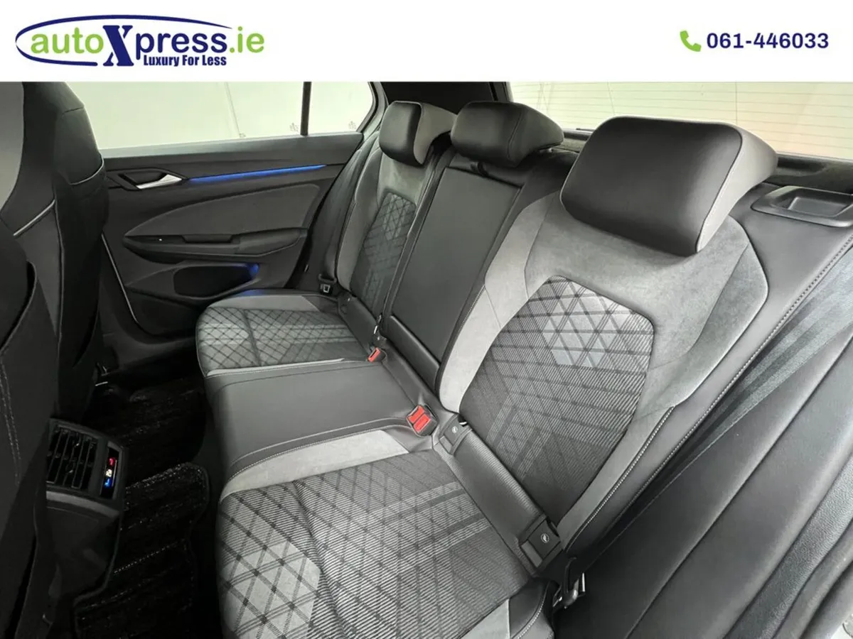 Volkswagen Golf 1.5 ETSI R-LINE Automatic LOW MILE - Image 4