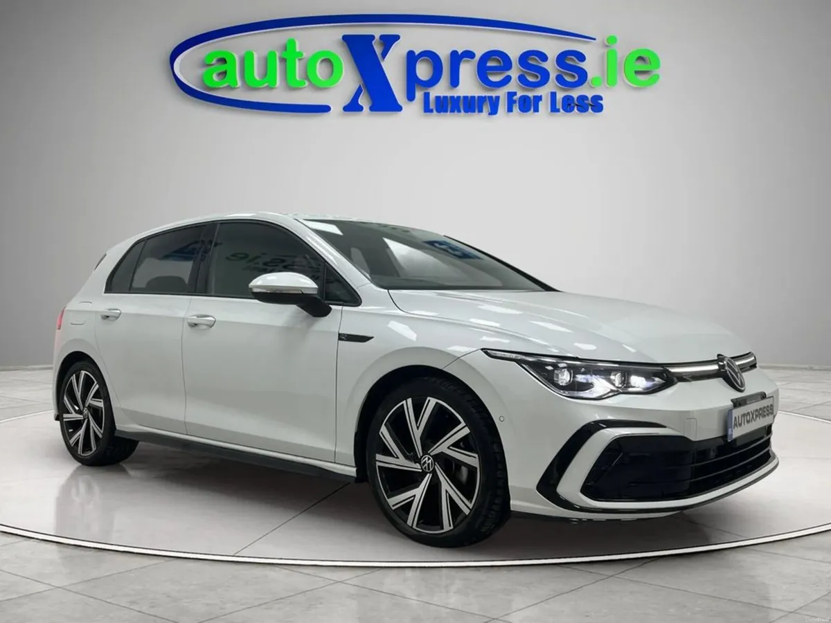 Volkswagen Golf 1.5 ETSI R-LINE Automatic LOW MILE - Image 3