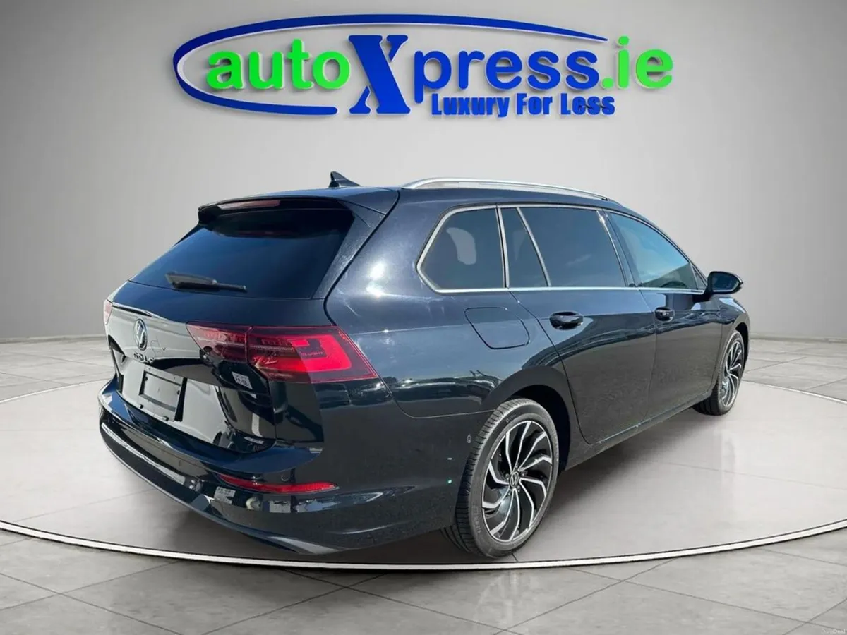 Volkswagen Golf 2.0 TDI Automatic, Reversing camer - Image 3