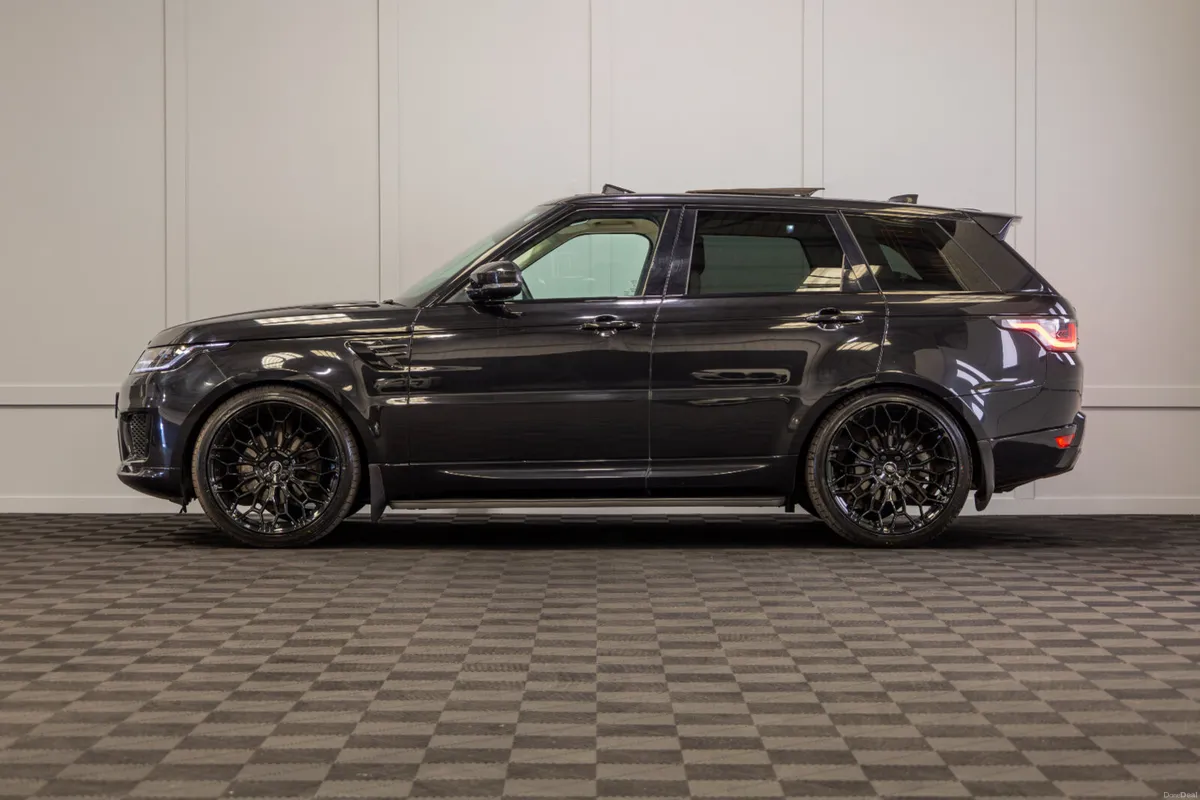 192 Range Rover Sport HSE - Image 3