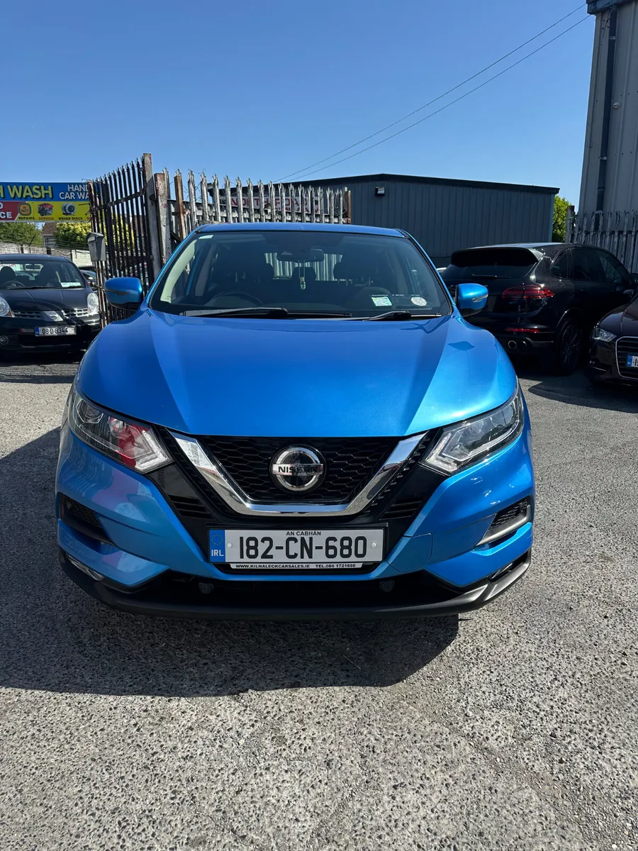Nissan Qashqai 1.5DSL SV NCT TAX - Image 3
