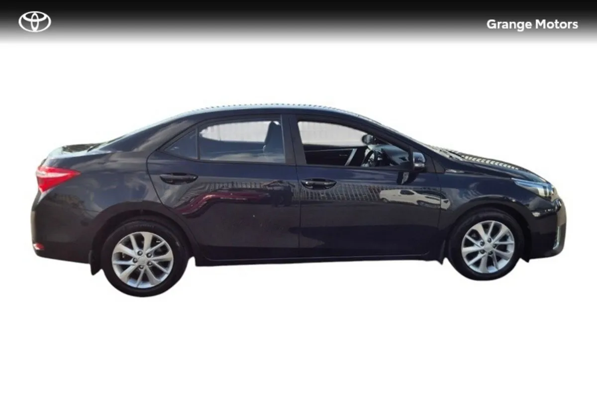 Toyota Corolla 1.4D4D AURA SAL - Image 4