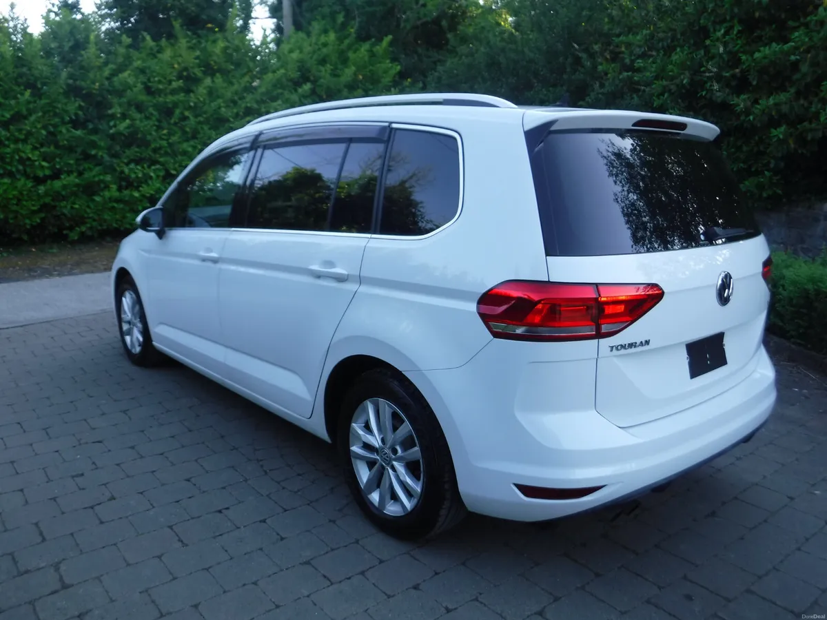 VW TOURAN 1.4 AUTO 7 SEATER COMFORTLINE - Image 4