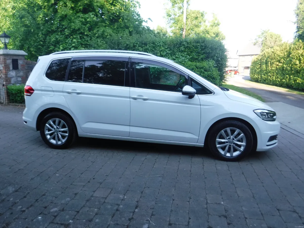 VW TOURAN 1.4 AUTO 7 SEATER COMFORTLINE - Image 2