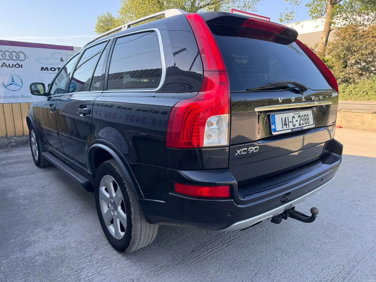 141 Volvo XC90  2.4D D4 163hp Warranty - Image 3