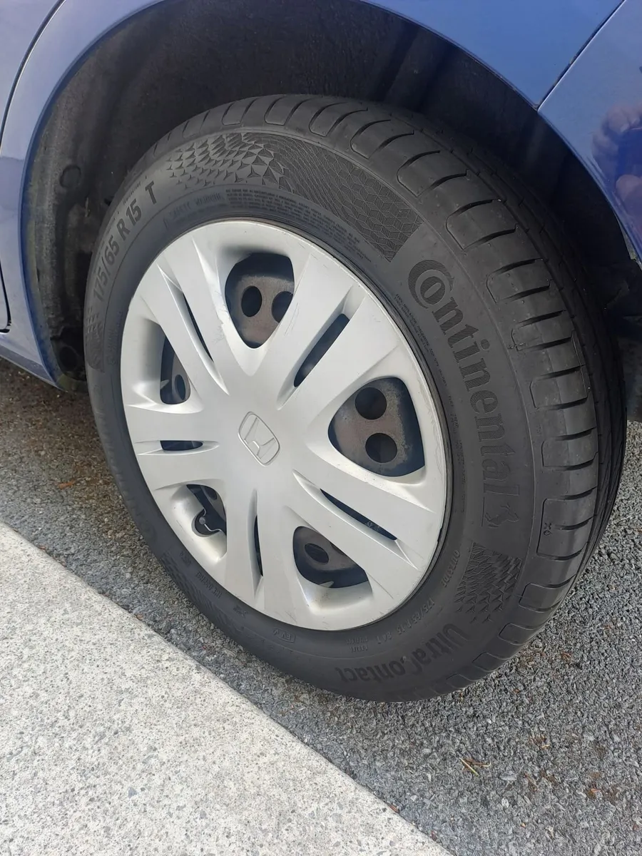 Honda Jazz 2011 - Image 2