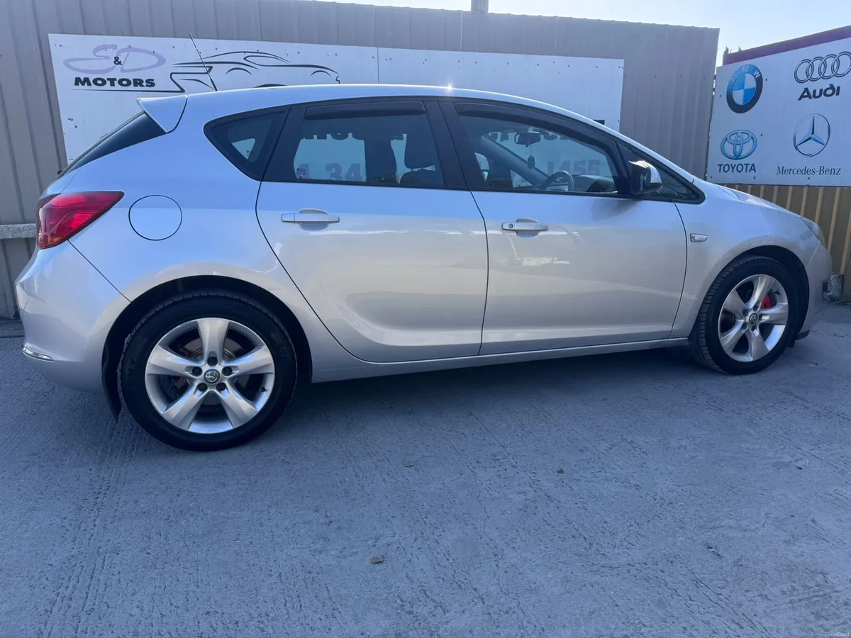 131 Astra 1.7D 6 Speed Manual Warranty - Image 2