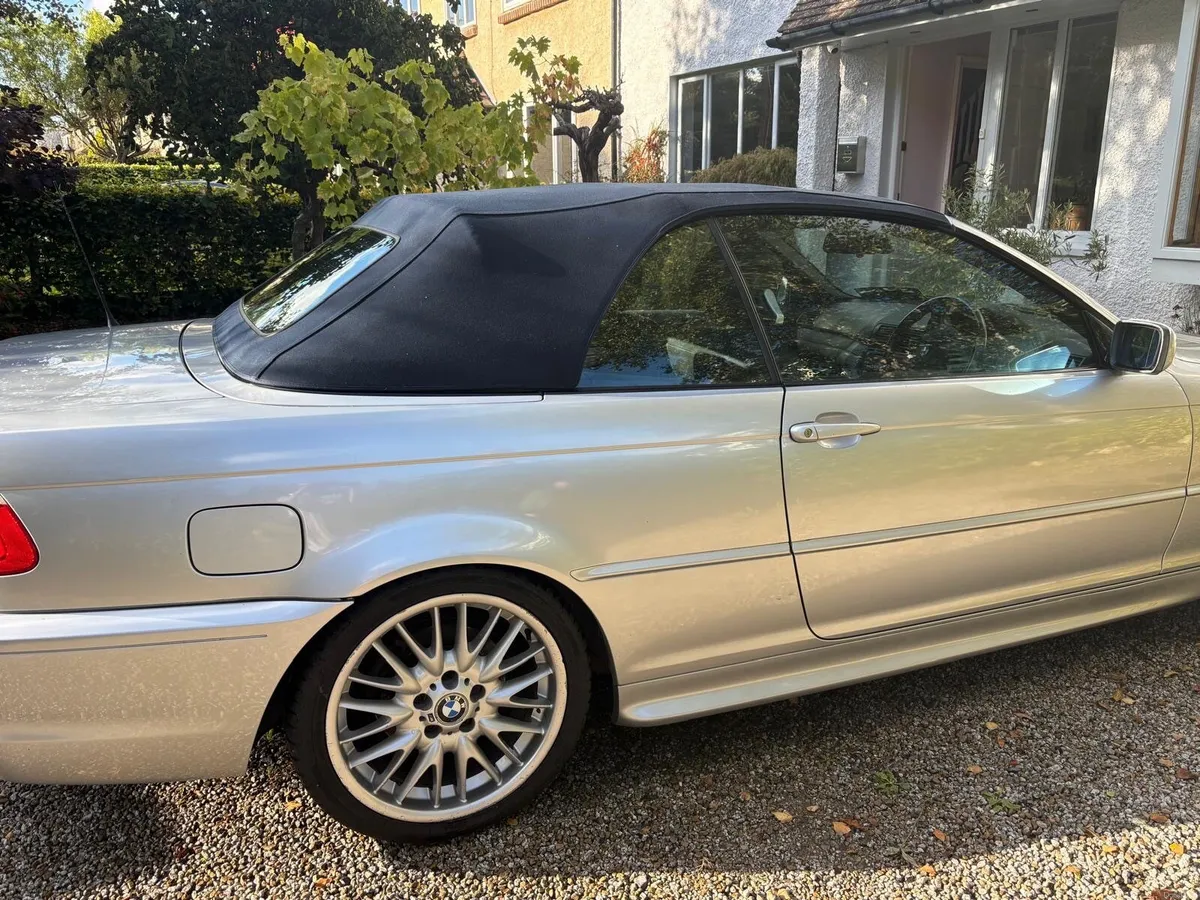 BMW 3-Series 2003 - Image 2