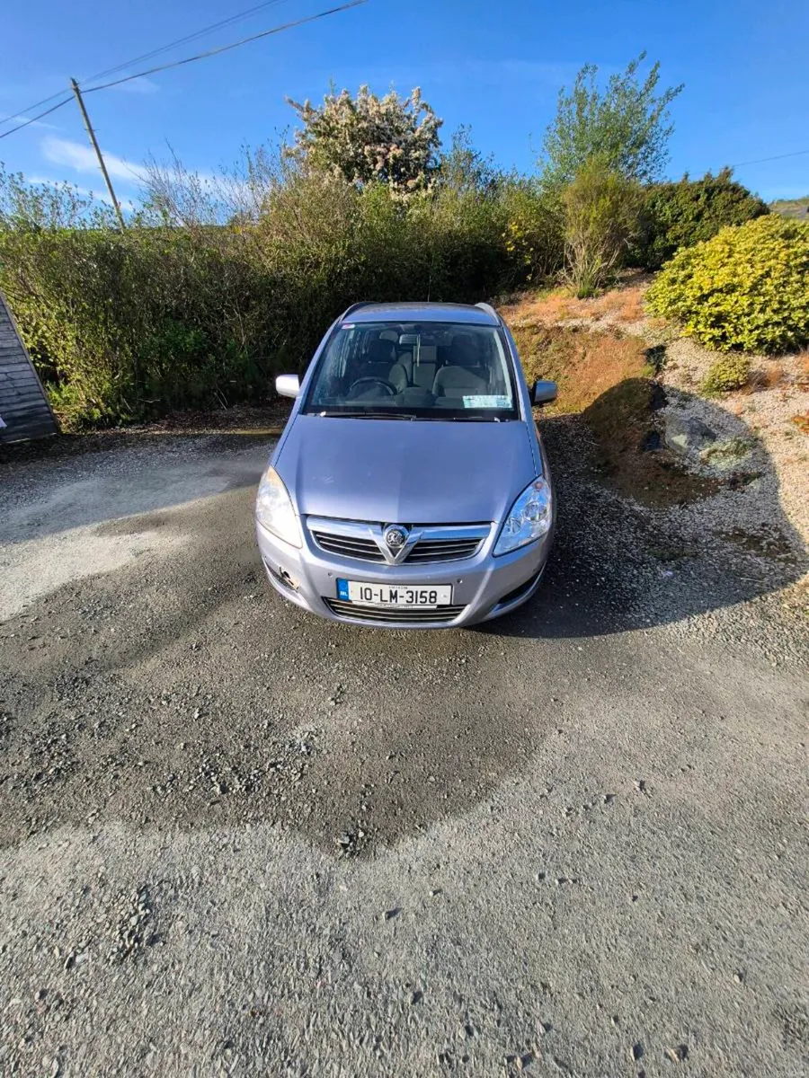 Vauxhall Zafira 2010 - Image 1