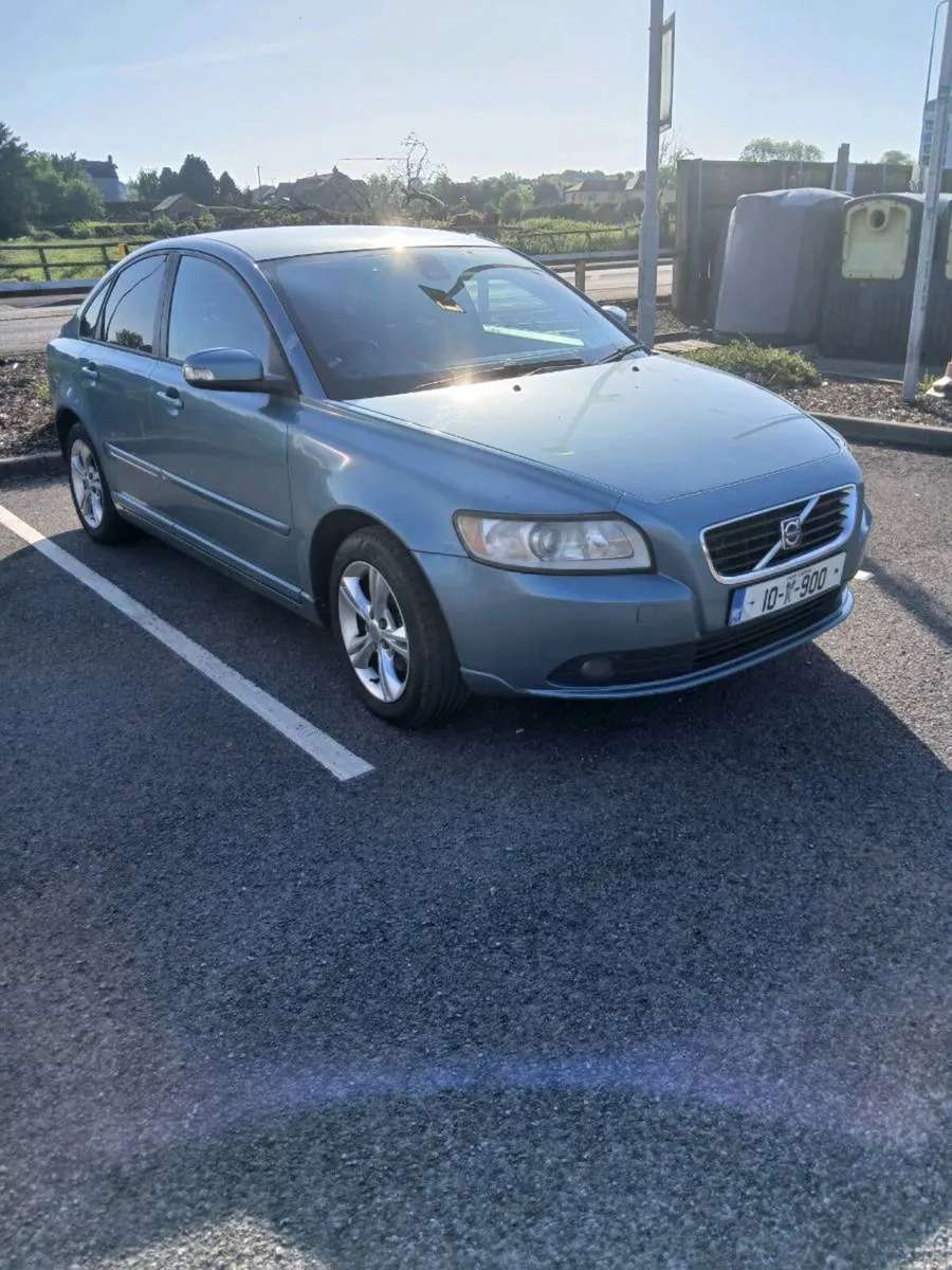 Volvo s40 nct 07/27 - Image 1