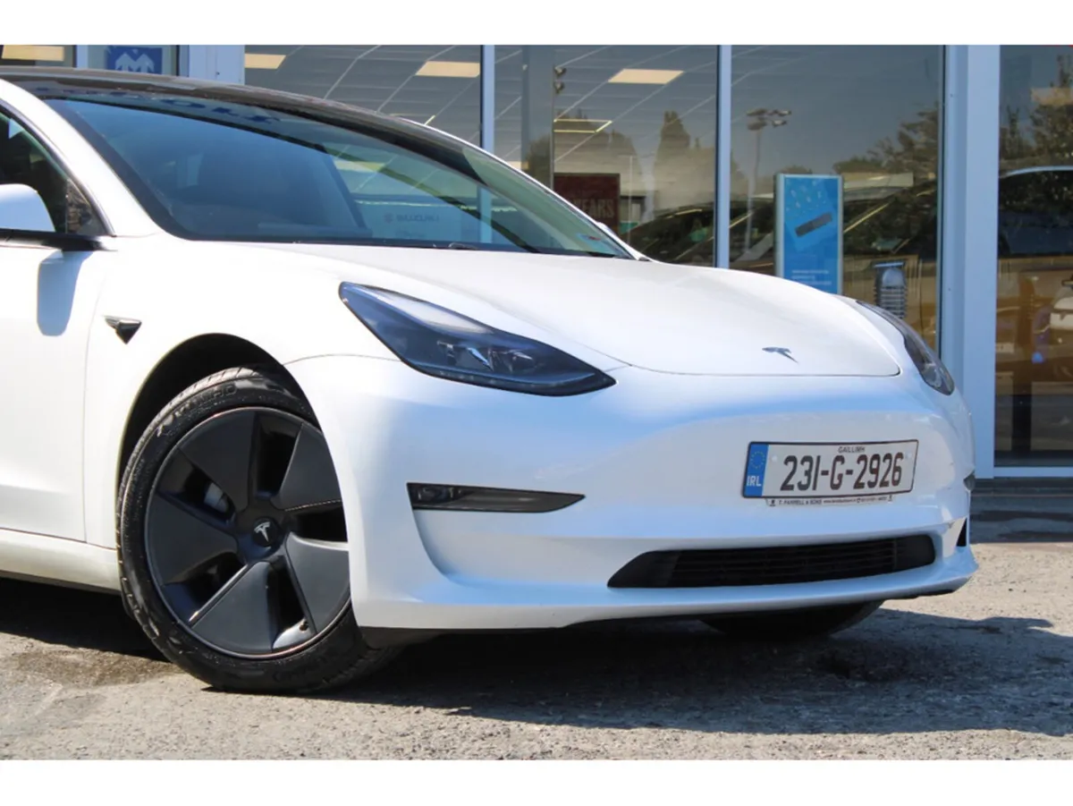 Tesla Model 3 LONG RANGE AWD BQB1S5N 4DR AUTO - Image 4