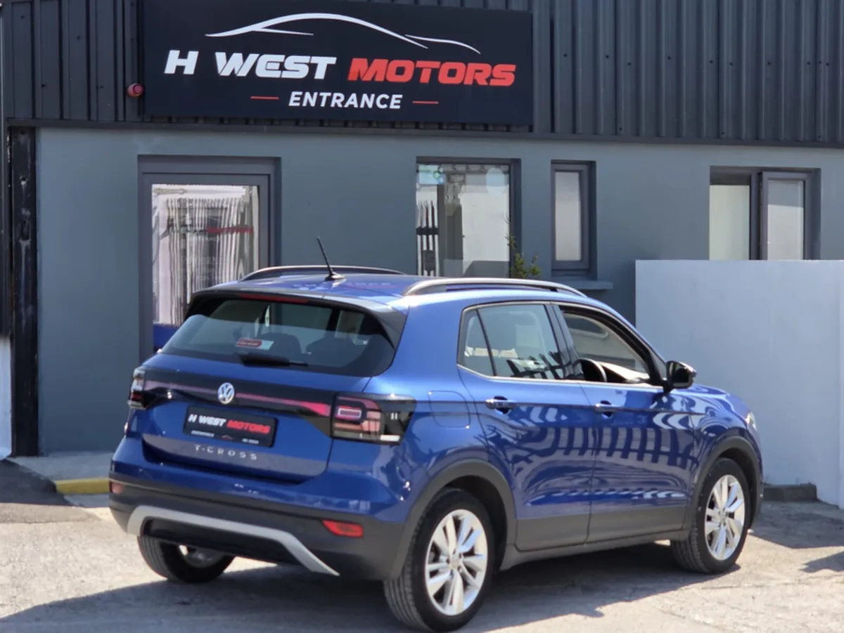 Volkswagen T-Cross SE TSI S-A DSG - Image 3