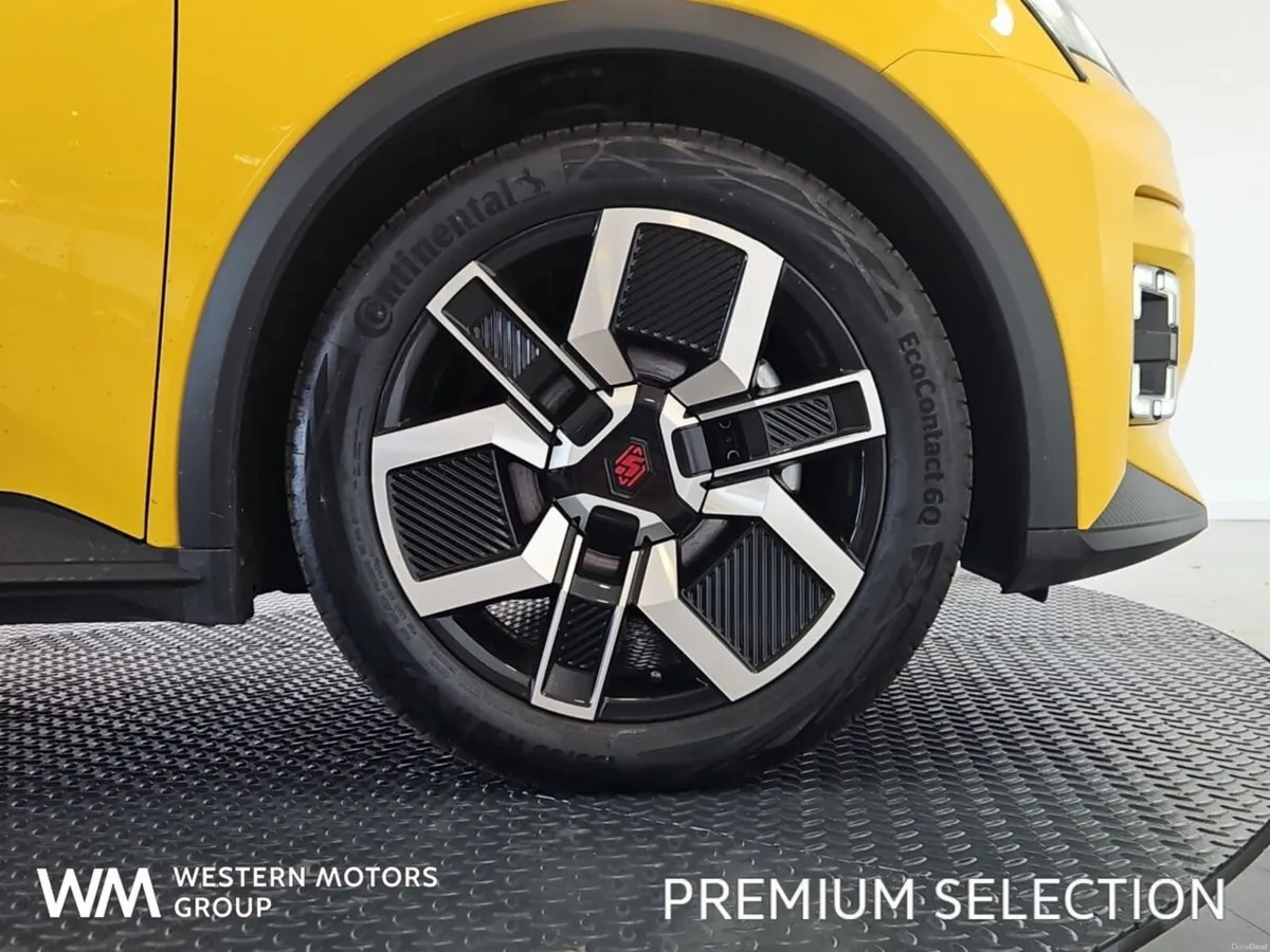 Renault 5 Evolution E-Tech Ev 120  40kWh Urban Ran - Image 6