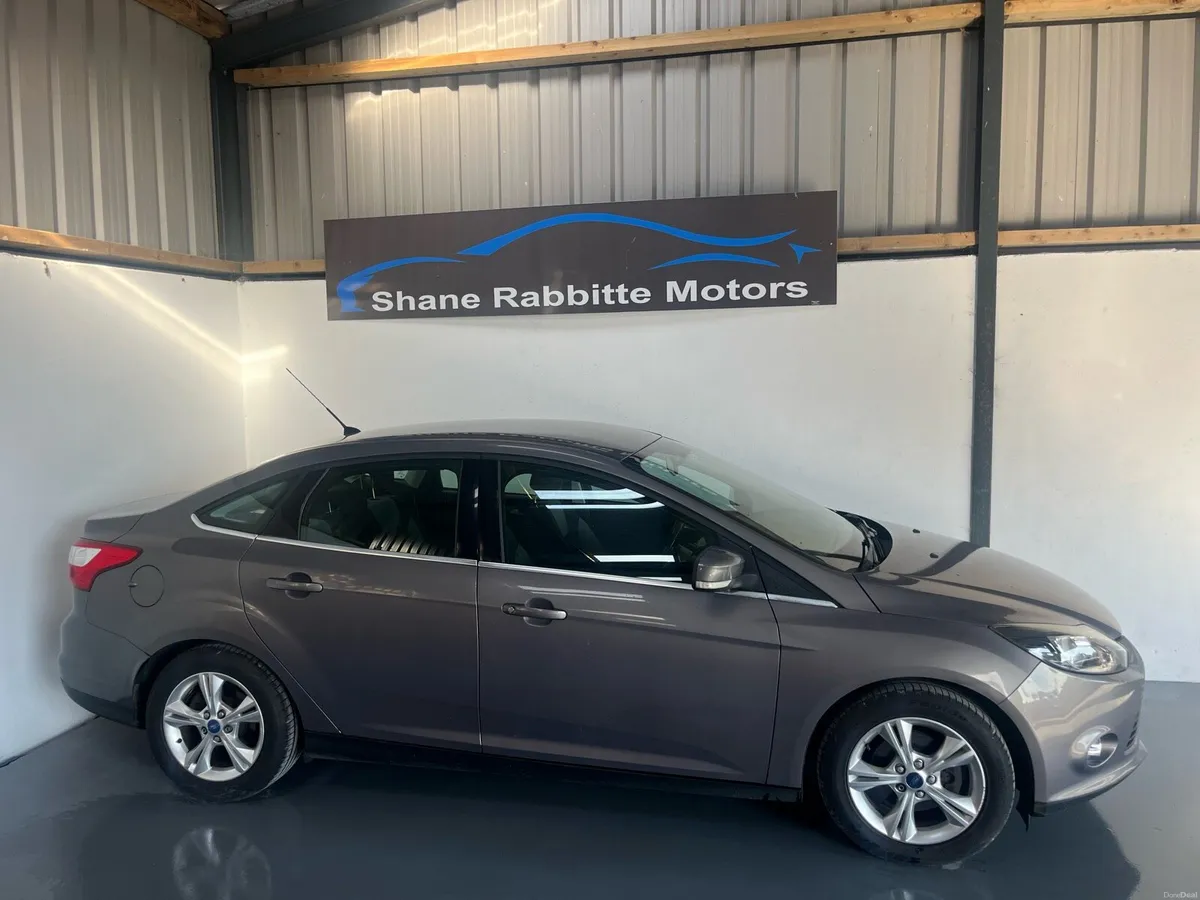 12 FORD FOCUS 1.6tdci ZETEC - Image 2