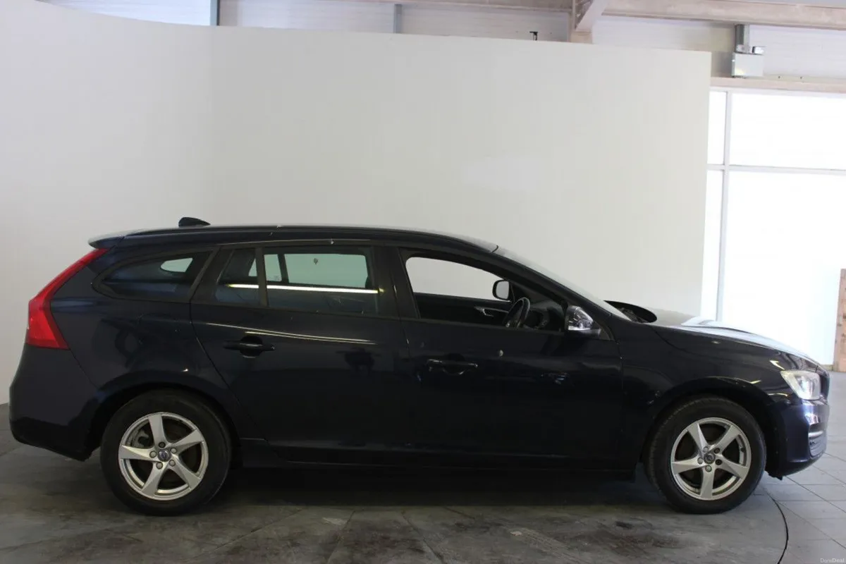 Volvo V60 D2 (120hp) ES - Image 3