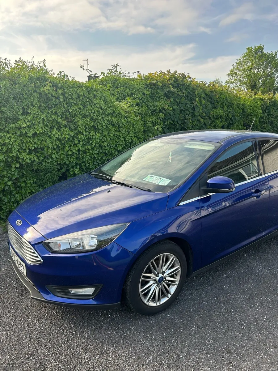 Ford Focus Zetec - Image 1