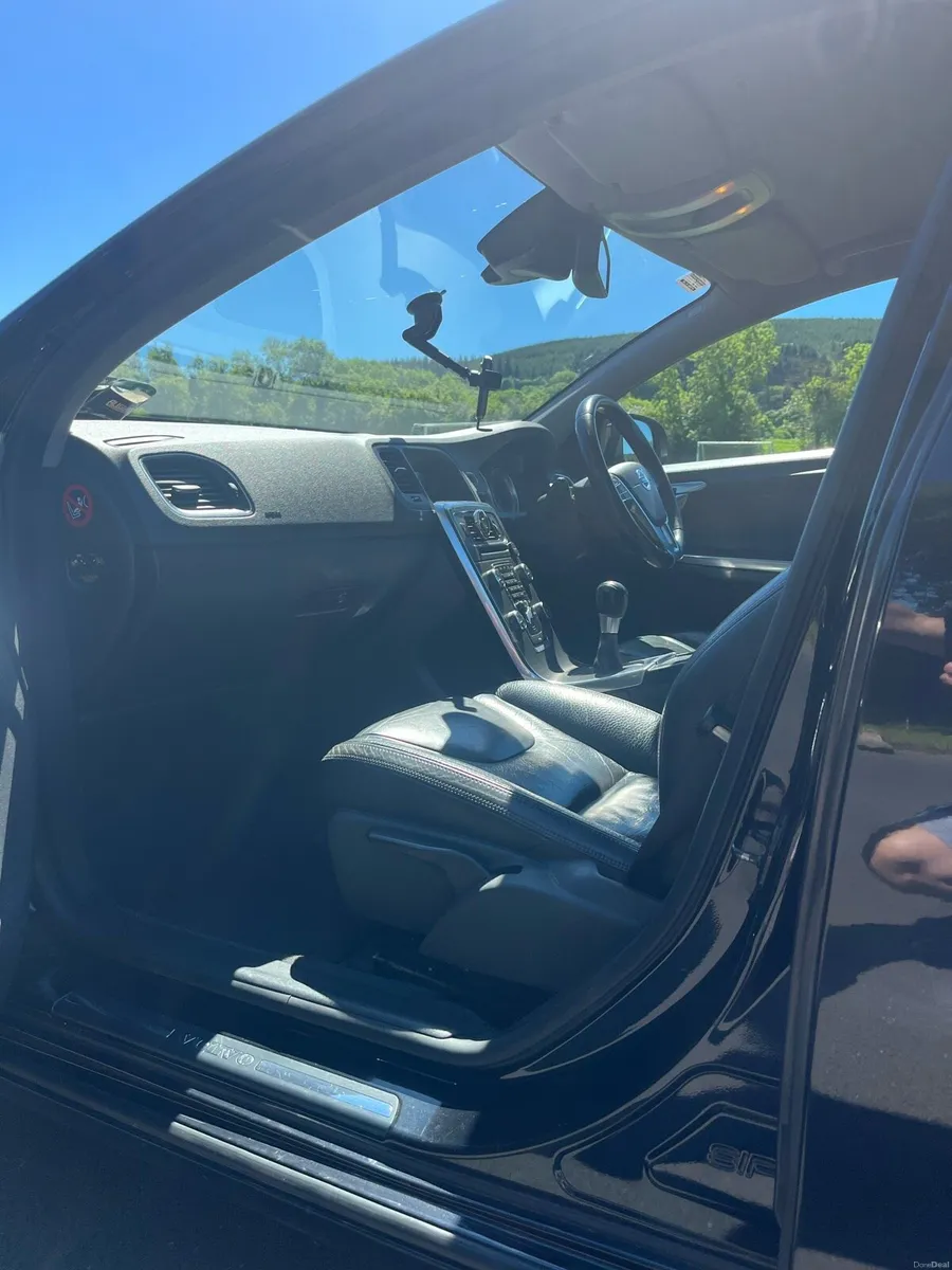 Volvo V60 - Image 6