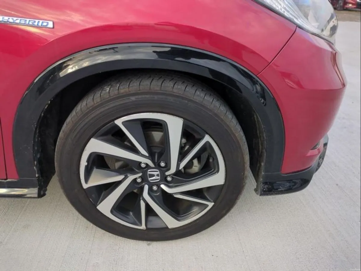 Honda Vezel 172 Hybrid RS HondaSensing - Image 3