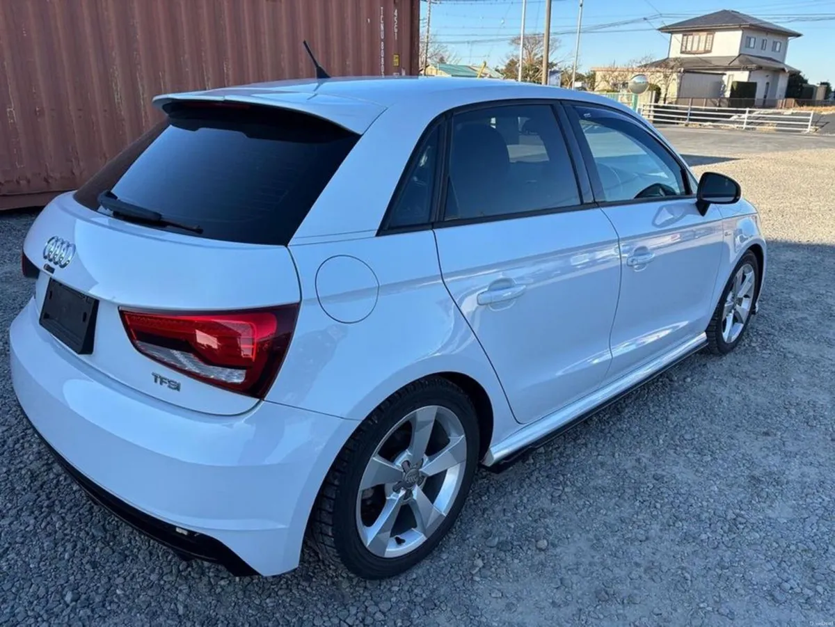 Audi A1 Sportback 1st Edition - Image 3