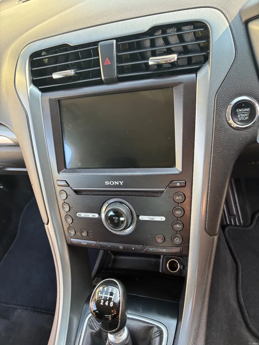 Ford Mondeo 2017 - Image 2