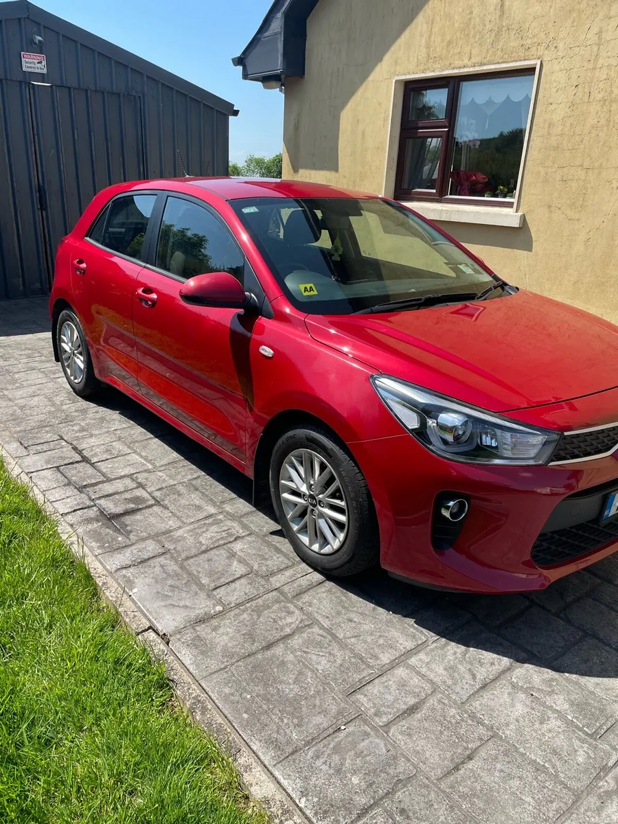 Car - Image 2