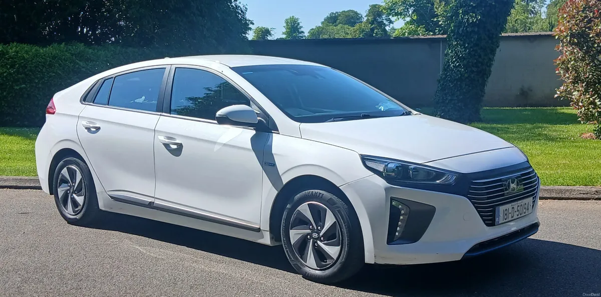 Hyundai IONIQ 2018 *HYBRID AUTO*   1.6 GDi SE 5dr - Image 1