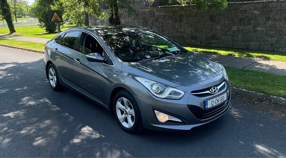 HYUNDAI I40 ((€2400)) - Image 1