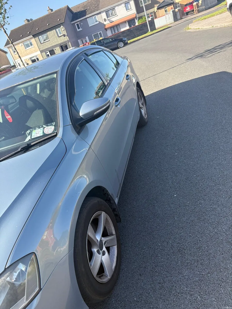 Volkswagen Passat - Image 2