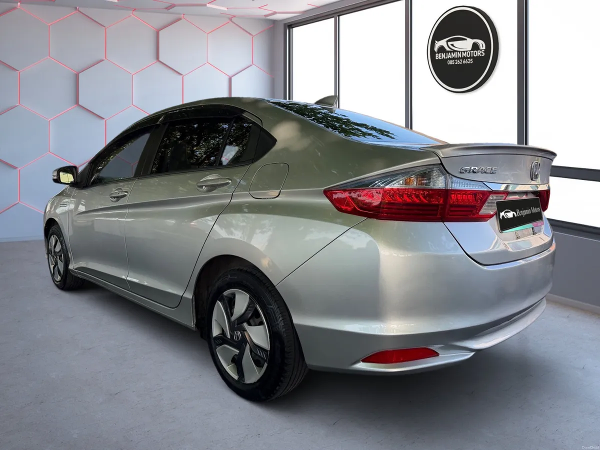 Honda Grace 2016 New Nct 1.5 - Image 6