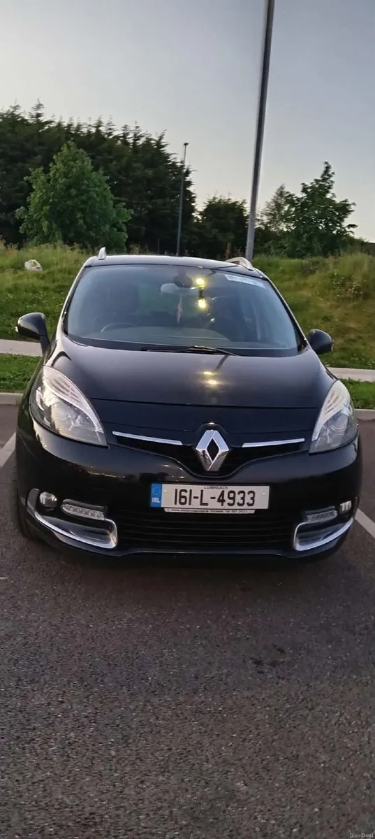 Renault Grand Scenic 2016 - Image 1