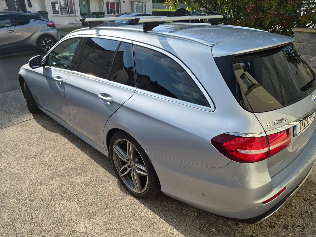 Mercedes-Benz E-Class 2017 - Image 4