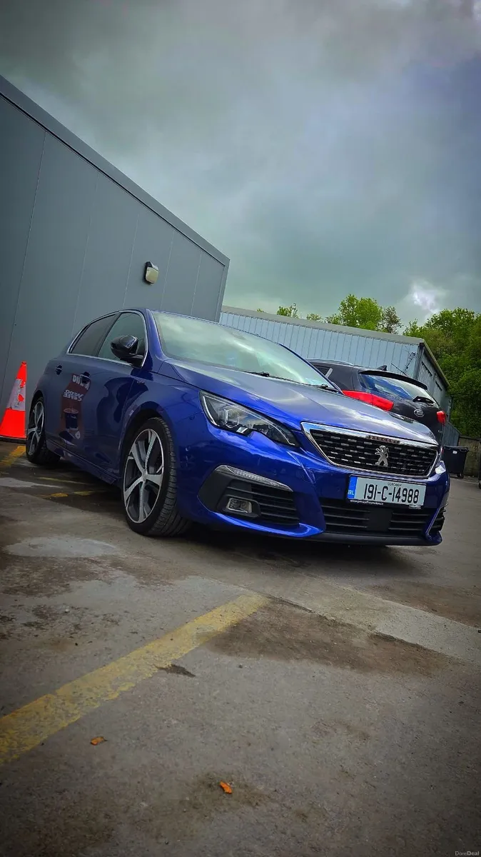 Peugeot 308 2019 - Image 2