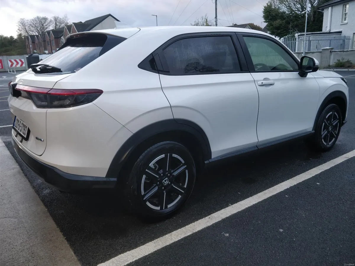 Honda Vezel 2022 New Shape Low Mileage Auto Hybrid - Image 6
