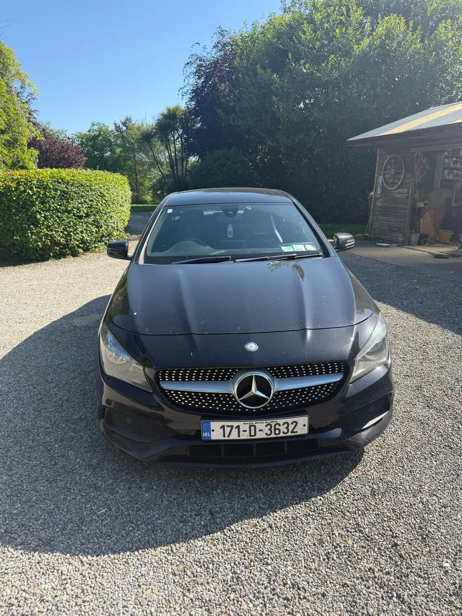 2017 CLA 180 AMG LINE - Image 2