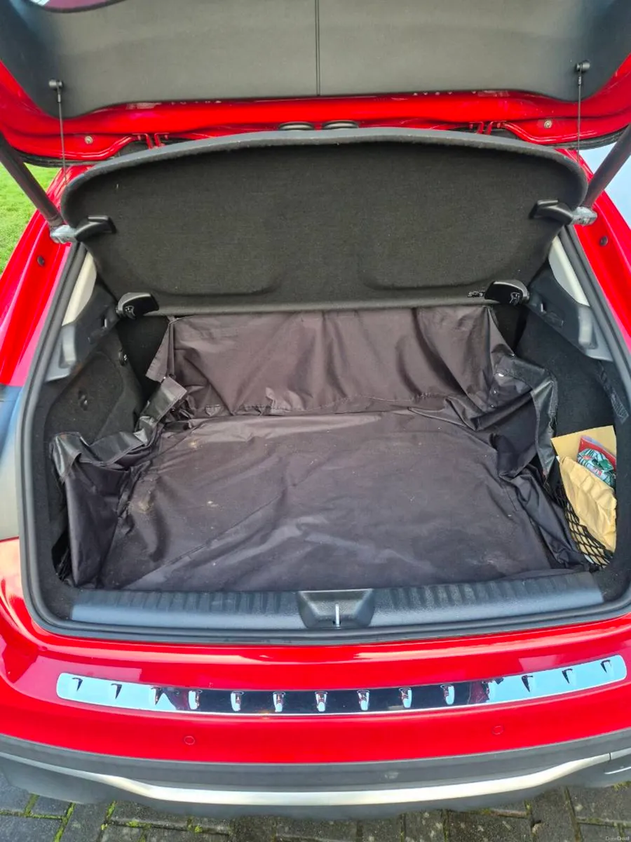 Mercedes benz Gla 200D    Diesel - Image 5